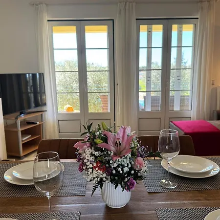 2 Bedroom With Pool View At Gramacho Golf Estômbar